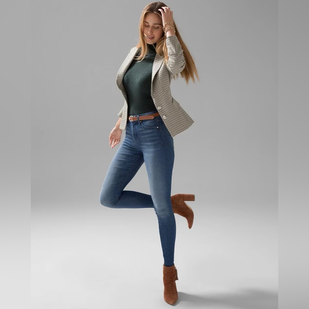 White House Black Market Jeanie denim jeggings